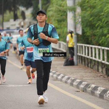 Runner Photo 8986395