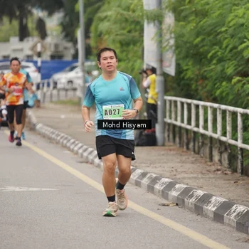 Runner Photo 8986403