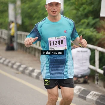 Runner Photo 8986413