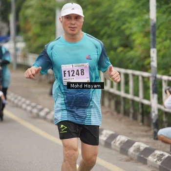 Runner Photo 8986414
