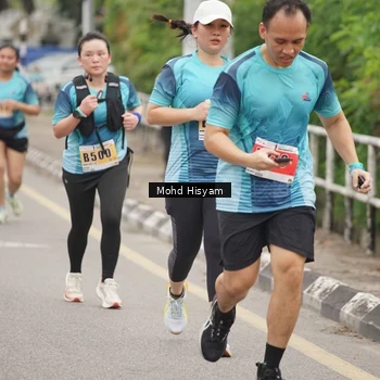 Runner Photo 8986449