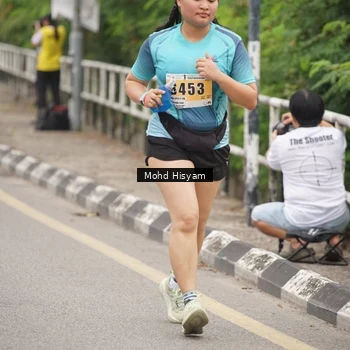 Runner Photo 8986458
