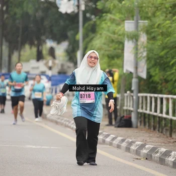 Runner Photo 8986473