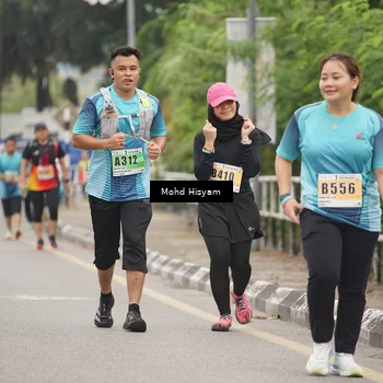 Runner Photo 8986496