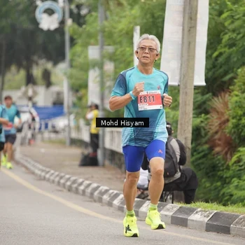 Runner Photo 8986521