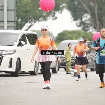 Runner Photo 8986673