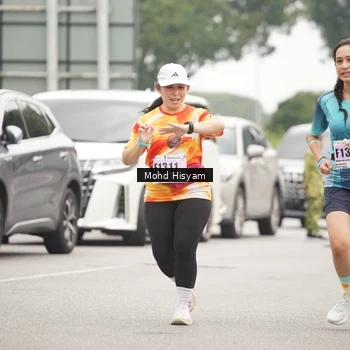 Runner Photo 8986701