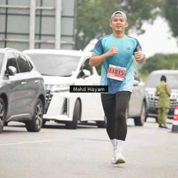 Runner Photo 8986726