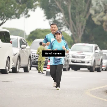 Runner Photo 8986738