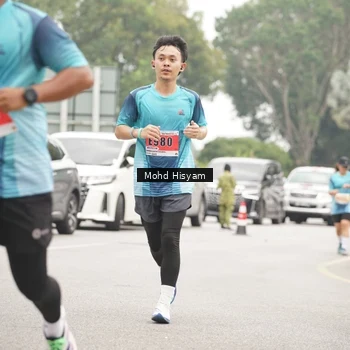Runner Photo 8986754