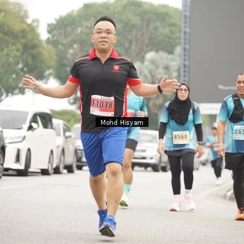 Runner Photo 8986827