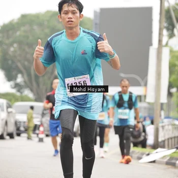 Runner Photo 8986835