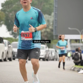 Runner Photo 8986847
