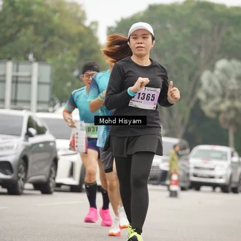 Runner Photo 8986857
