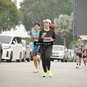 Runner Photo 8986859