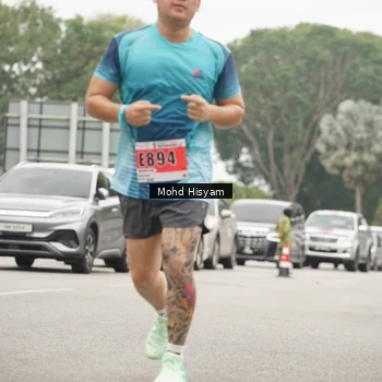 Runner Photo 8986882
