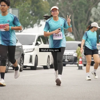 Runner Photo 8986917