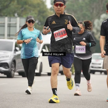 Runner Photo 8986929
