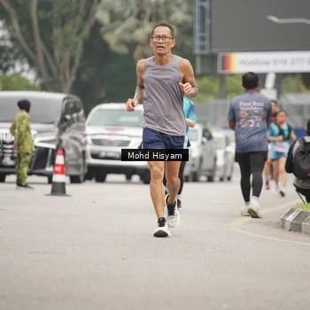 Runner Photo 8986932