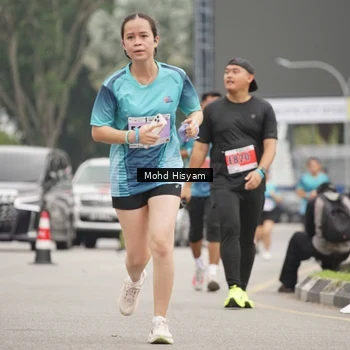 Runner Photo 8986981