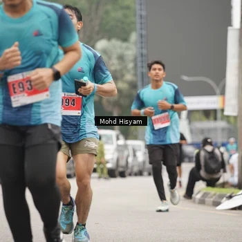 Runner Photo 8986997