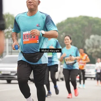 Runner Photo 8987038