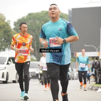 Runner Photo 8987046