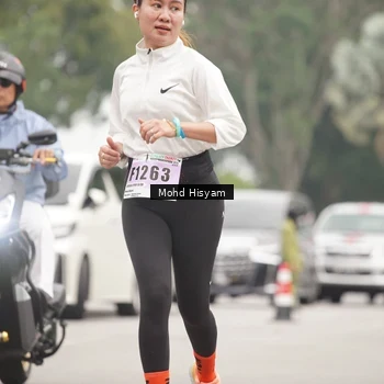 Runner Photo 8987050