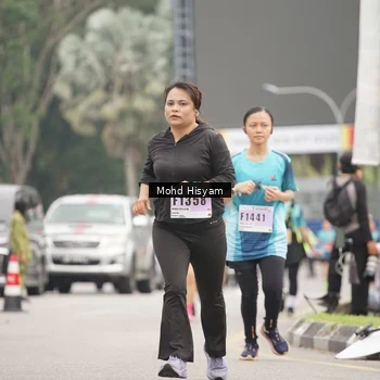 Runner Photo 8987057