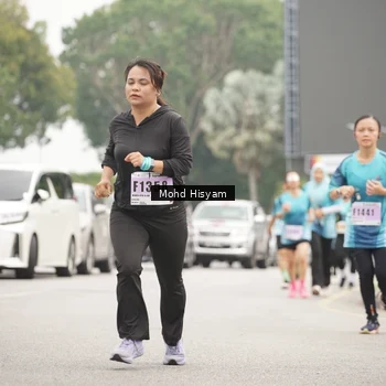 Runner Photo 8987059