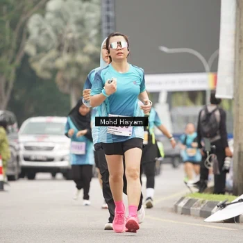 Runner Photo 8987063