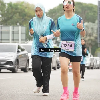 Runner Photo 8987067