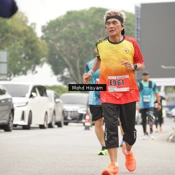 Runner Photo 8987087