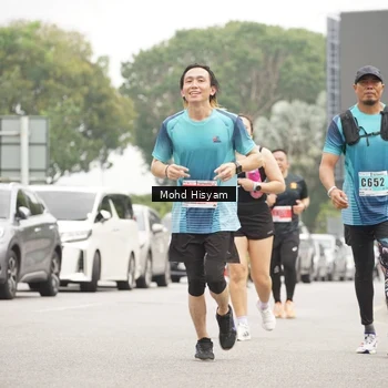 Runner Photo 8987096