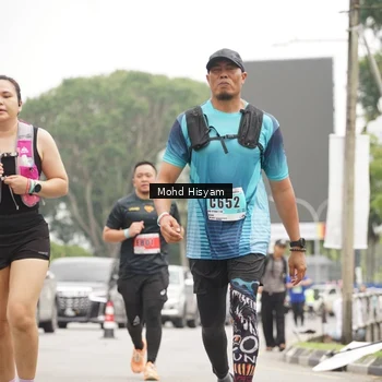 Runner Photo 8987099