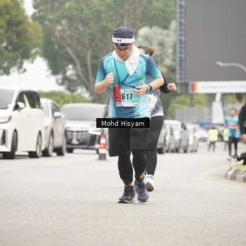 Runner Photo 8987113