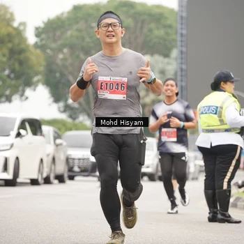 Runner Photo 8987127
