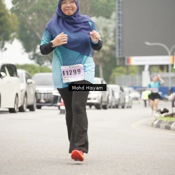 Runner Photo 8987191