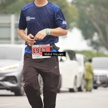 Runner Photo 8987274
