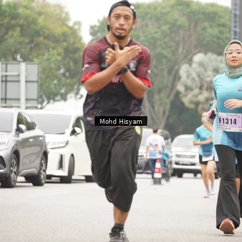 Runner Photo 8987300