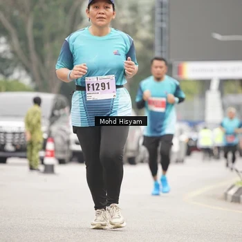 Runner Photo 8987333