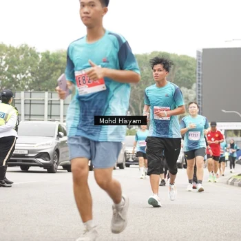 Runner Photo 8987363