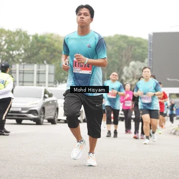 Runner Photo 8987364