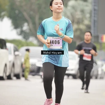 Runner Photo 8987400