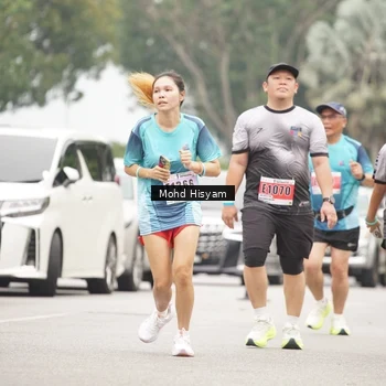 Runner Photo 8987453