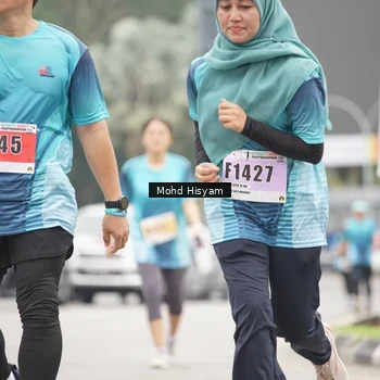 Runner Photo 8987476