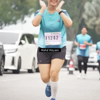 Runner Photo 8987528