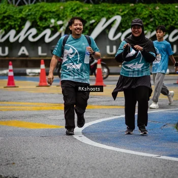 Runner Photo 8987545