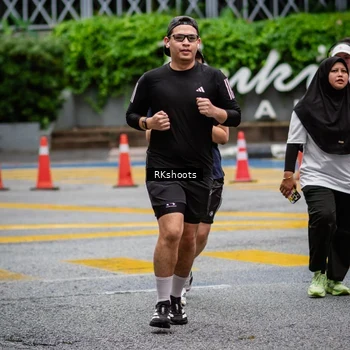 Runner Photo 8987560