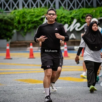 Runner Photo 8987568